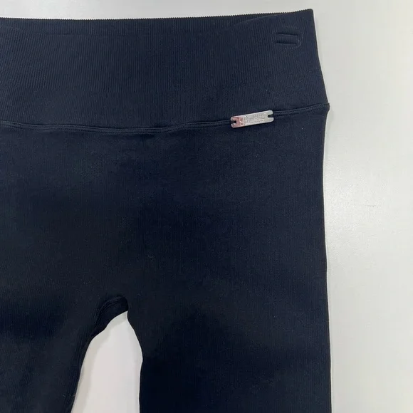 Bombshell Sportswear Ribbed Seamless Leggings Black Silver Logo Size XS NEW - Picture 14 of 15